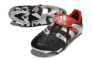 Chuteira Adidas Predator Accelerator FG - Preta e Vermelha