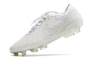 Chuteira Nike Tiempo Legend 10 FG - Branca - Edição Especialo